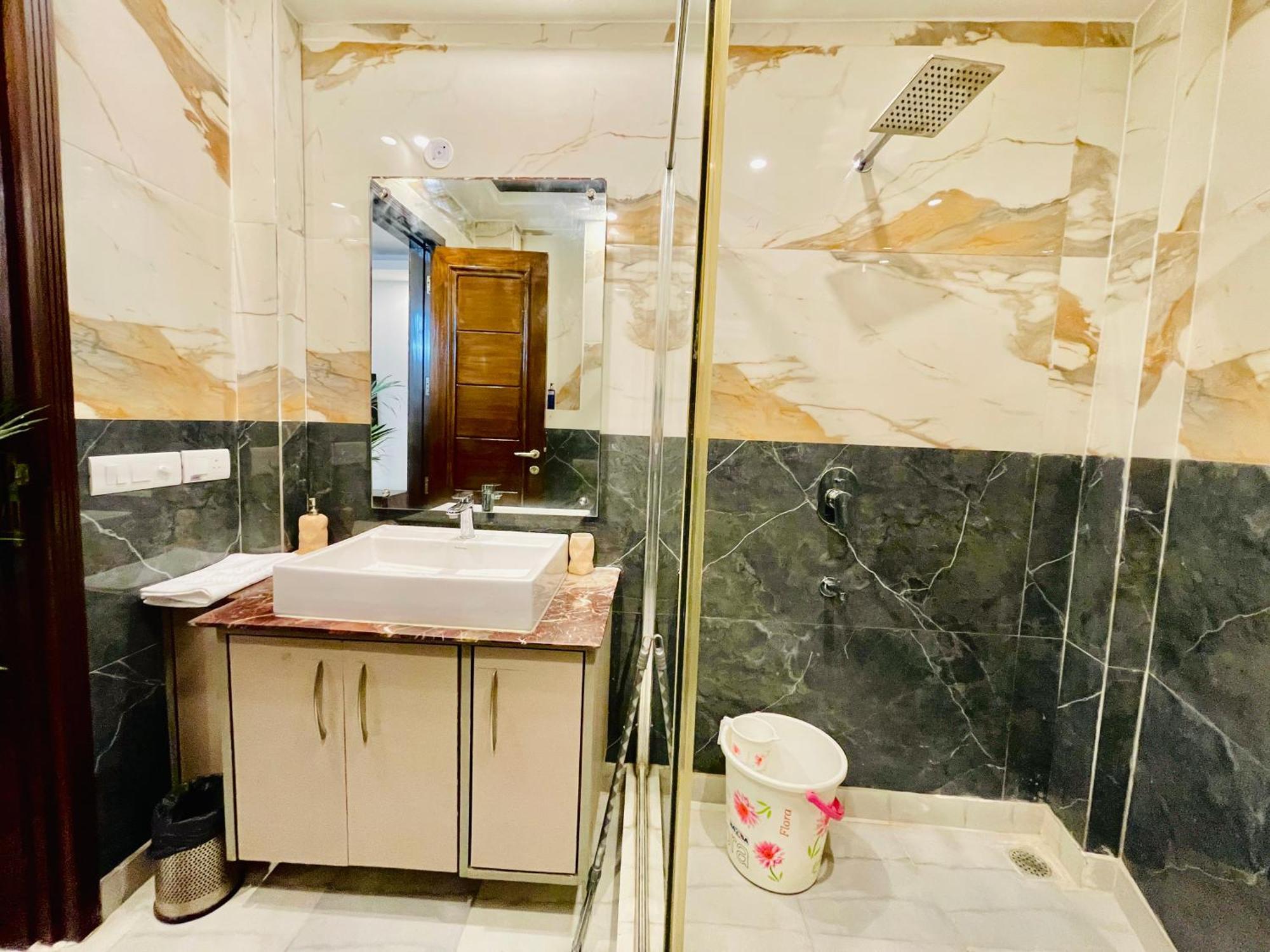 Bedchambers Serviced Apartments South Extension Нью-Дели Экстерьер фото